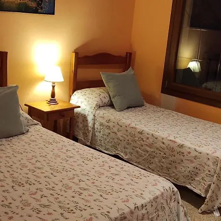 Can Romani - Casa Compartida Con Propietario - Bano Compartido L' Escala Camera foto