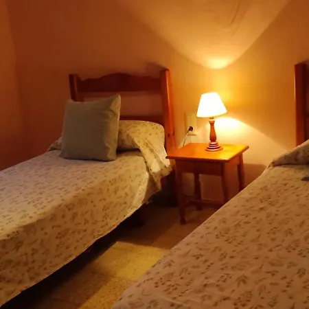 Can Romani - Casa Compartida Con Propietario - Bano Compartido L' Escala Camera foto