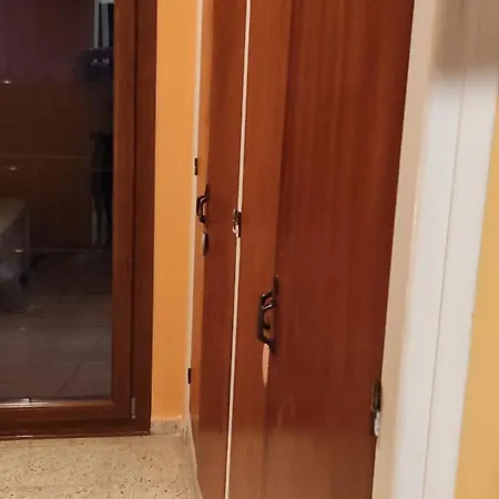 Can Romani - Casa Compartida Con Propietario - Bano Compartido L' Escala Camera foto